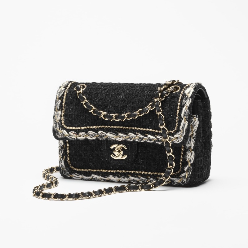 CHANEL Fall-Winter 2025/26 Small Classic Handbag